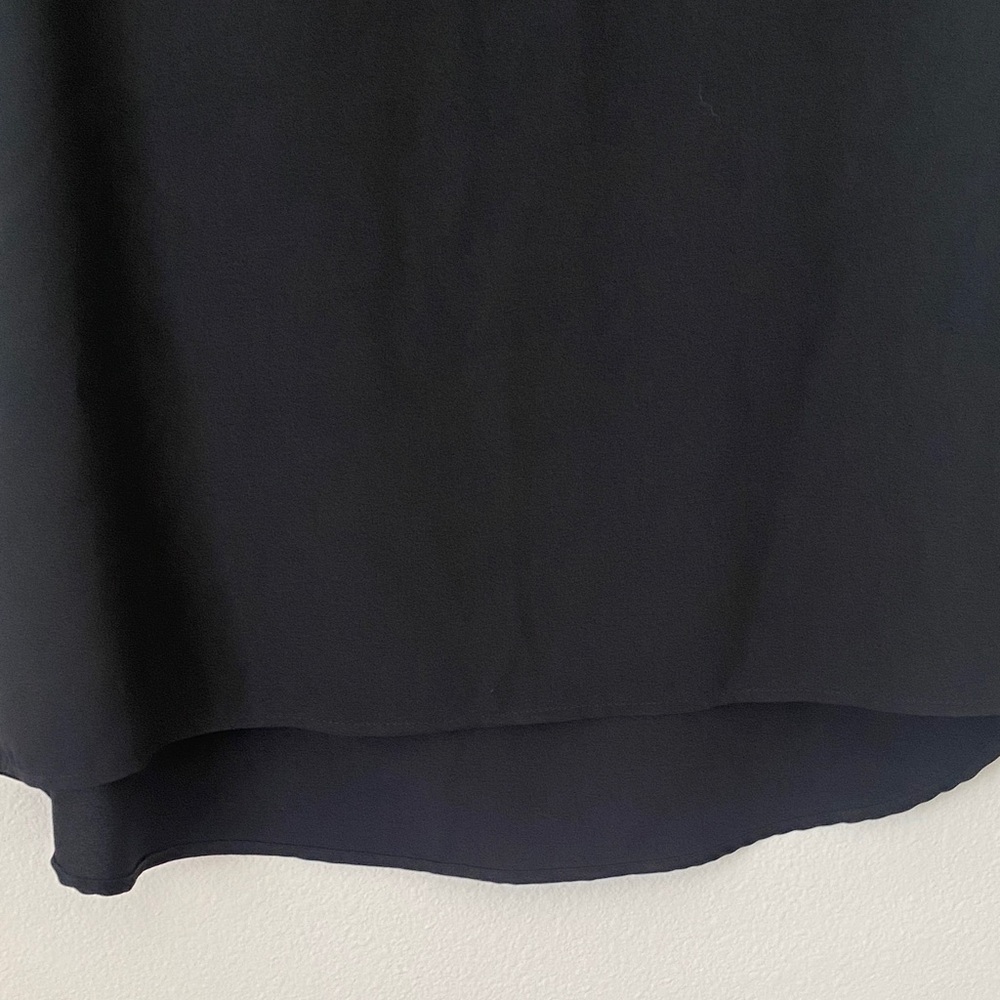 Chic Black V-Neck Women's Blouse - Picture 6 of 7